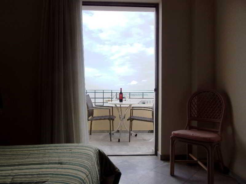 Atlantica Yakinthos Hotel Kato Daratso Eksteriør billede