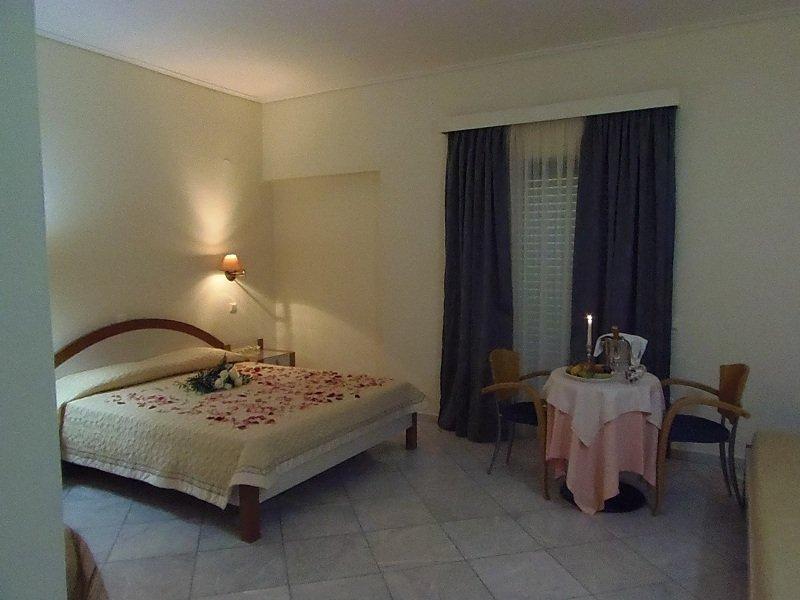 Atlantica Yakinthos Hotel Kato Daratso Eksteriør billede